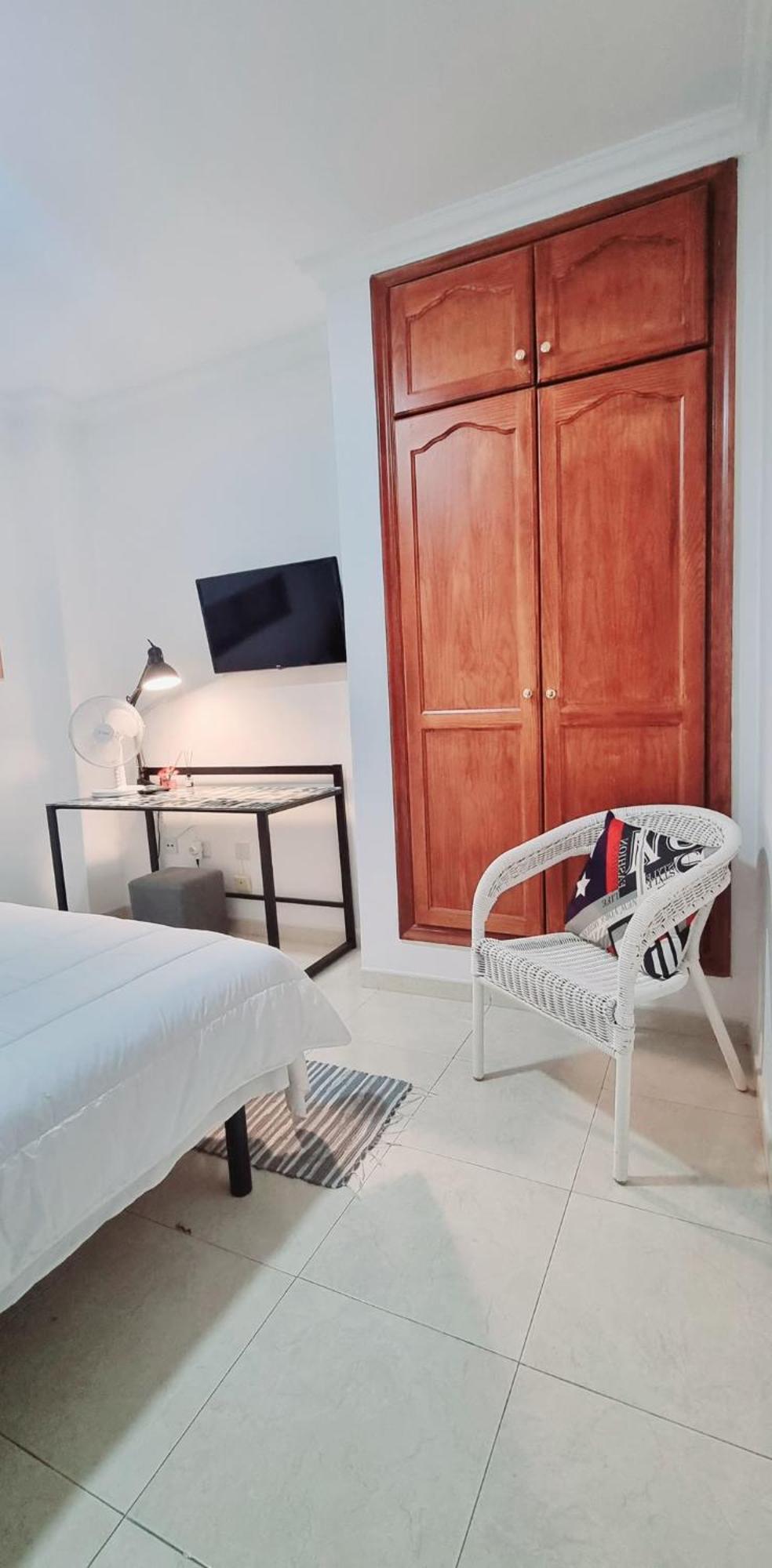Almar We Go! Habitaciones Privadas En Alcala - Private Rooms - Pieces Privees - In Shared Apartment Екстер'єр фото